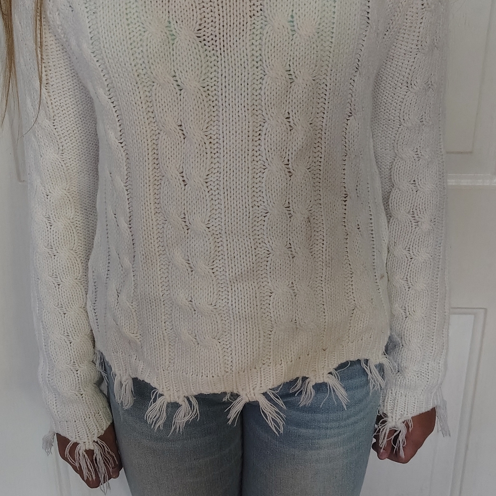White Cable Knit Crew Neck Sweater